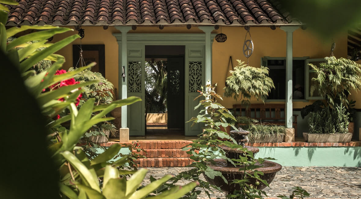 about hacienda la sierra hotel colombia coffee experience